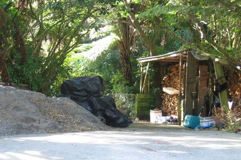 Photo of property in 135 Kamahi Street, Stokes Valley, Lower Hutt, 5019