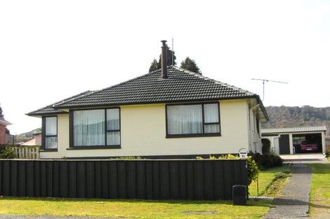 Photo of property in 11 Plaskett Street, Reefton, 7830