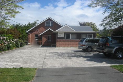 Photo of property in 50 Martin Avenue, Beckenham, Christchurch, 8023