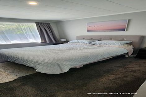 Photo of property in 2/80 Airlie Road, Plimmerton, Porirua, 5026