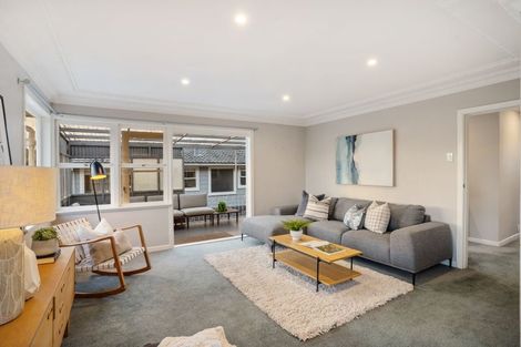 Photo of property in 10 Macpherson Street, Meadowbank, Auckland, 1072