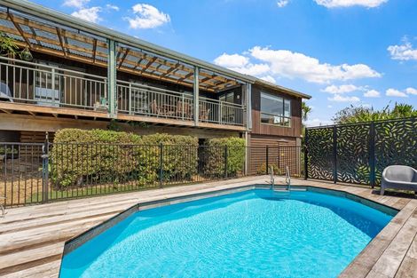 Photo of property in 7 Hawaiian Parade, Arkles Bay, Whangaparaoa, 0932