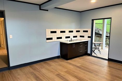 Photo of property in 75 Churchill Drive, Taradale, Napier, 4112