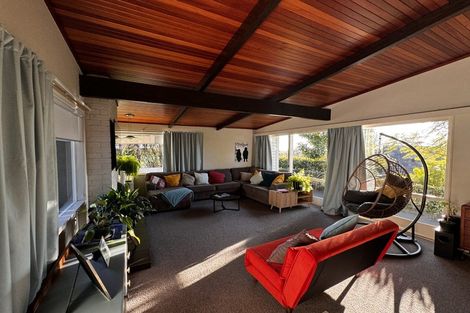 Photo of property in 1 Emerald Hill, Havelock North, 4130