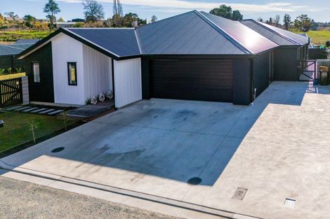 Photo of property in 6 Safre Place, Mapua, 7005