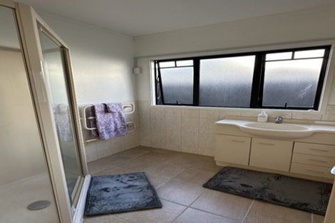 Photo of property in 30a Hamlin Road, Mount Wellington, Auckland, 1060