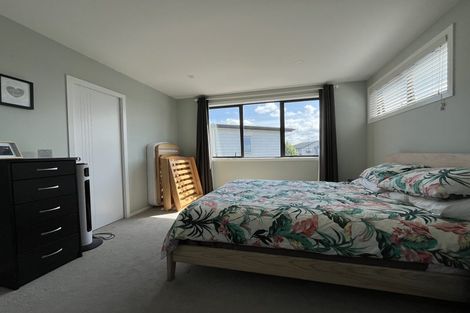 Photo of property in 40 Greenfinch Road, Hobsonville, Auckland, 0616