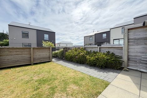 Photo of property in 2/124 Britomart Street, Berhampore, Wellington, 6023