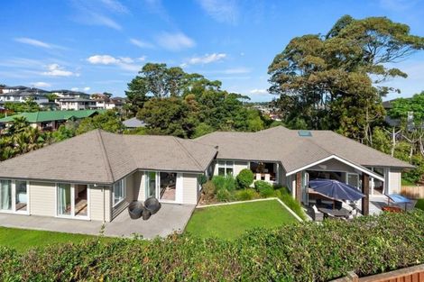 Photo of property in 59 Lonely Road, Fairview Heights, Auckland, 0632