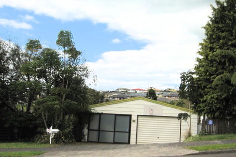 Photo of property in 48 Resolution Road, Welcome Bay, Tauranga, 3112