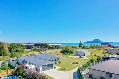 Photo of property in 45 Dawn Parade, Coastlands, Whakatane, 3120