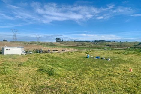Photo of property in 175 Derham Road, Te Horo, Otaki, 5581