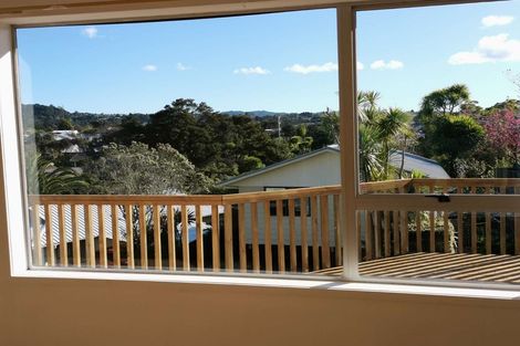 Photo of property in 1/95c Captain Scott Road, Glen Eden, Auckland, 0602