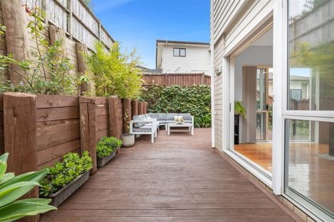 Photo of property in 10 Lucca Crescent, Flat Bush, Auckland, 2019
