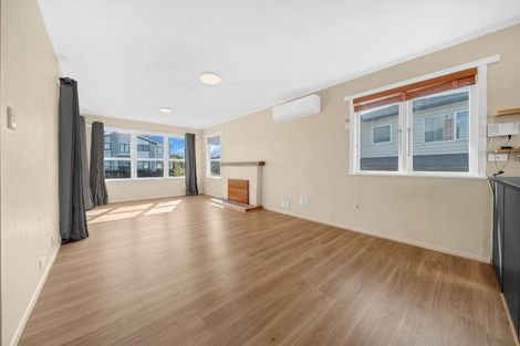 Photo of property in 9 Andrew Road, Howick, Auckland, 2010