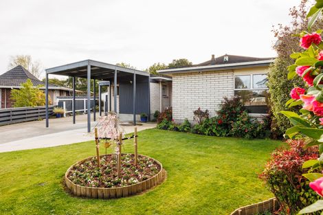 Photo of property in 3 Geraldine Crescent, Cloverlea, Palmerston North, 4412