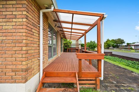 Photo of property in 2 Shannon Place, Nawton, Hamilton, 3200