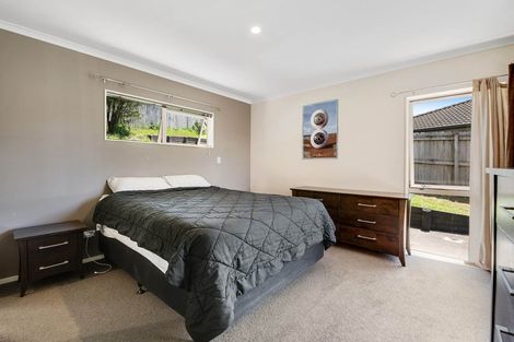 Photo of property in 31 Te Kauri Place, Helensville, 0800