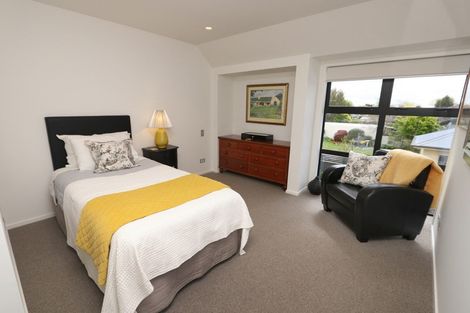 Photo of property in 99 Oak Grove, Ashburton, 7700