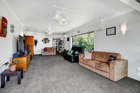 Photo of property in 30 Motukari Place, Onaero, Waitara, 4383