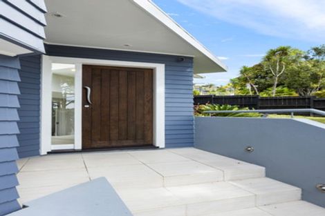 Photo of property in 51 Mcdowell Crescent, Hillcrest, Auckland, 0627