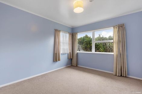 Photo of property in 25 Meilland Place, Glen Eden, Auckland, 0602