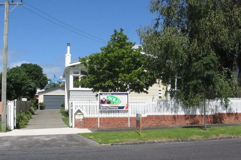 Photo of property in 18 Chatham Avenue, Mount Albert, Auckland, 1025