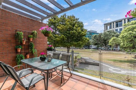 Photo of property in 4/55 Mahuhu Crescent, Auckland Central, Auckland, 1010