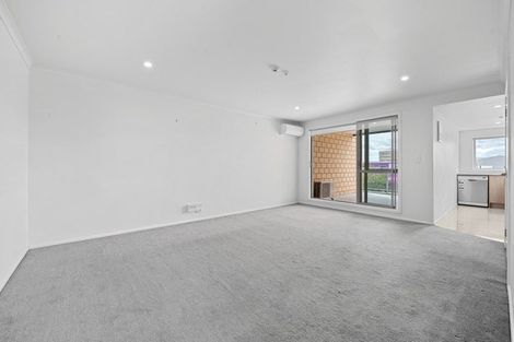 Photo of property in 4/9 Vialou Street, Hamilton Central, Hamilton, 3204