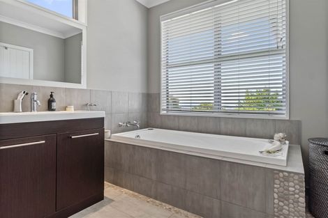 Photo of property in 126 Major Hornbrook Road, Mount Pleasant, Christchurch, 8081