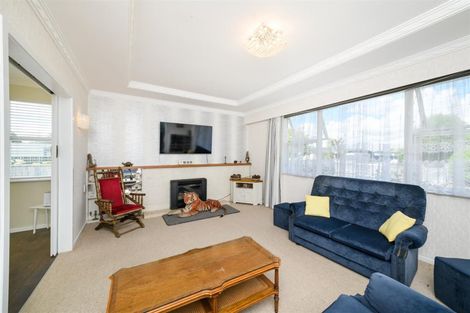 Photo of property in 10 Bond Street, Marton, 4710