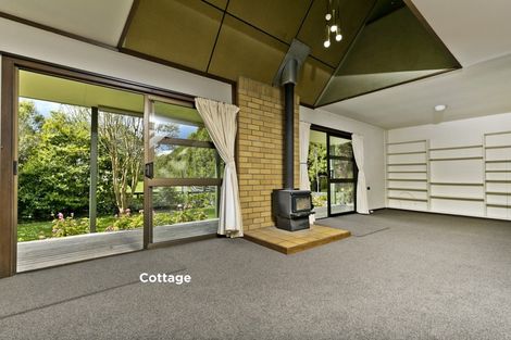 Photo of property in 9 Dysart Lane, Kumeu, 0891