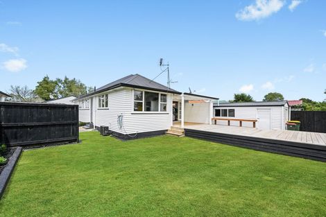 Photo of property in 47 Montgomery Crescent, Bader, Hamilton, 3206