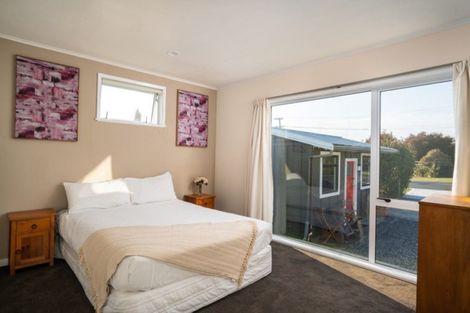 Photo of property in 10 Heeni Street, Wharewaka, Taupo, 3330