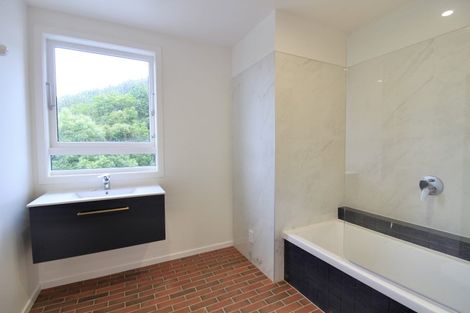 Photo of property in 72 Clark Street, Khandallah, Wellington, 6035