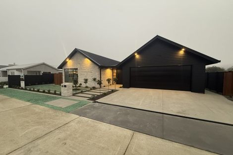 Photo of property in 14 Hugo Shaw Drive, Cambridge, 3434