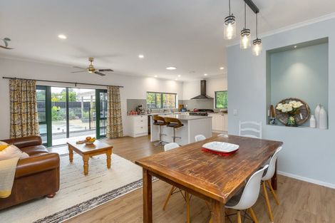 Photo of property in 88 Kuratawhiti Street, Greytown, 5712