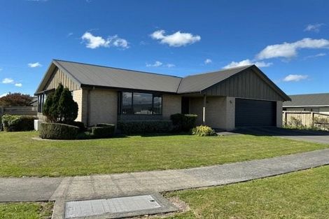 Photo of property in 102 Rhodes Drive, Kelvin Grove, Palmerston North, 4414