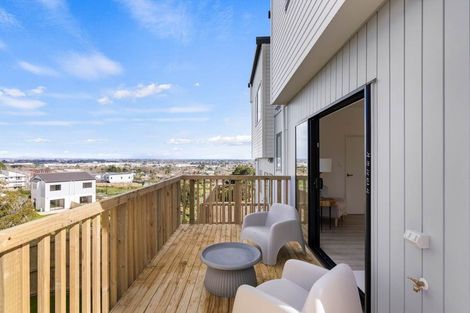 Photo of property in 16a Wahine Street, Papakura, 2110