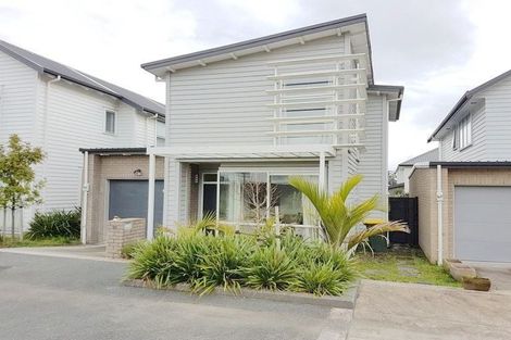 Photo of property in 10 Vincent Lane, Hobsonville, Auckland, 0616
