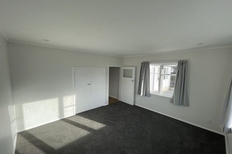 Photo of property in 19 Beauchamp Street, Tawa, Wellington, 5028