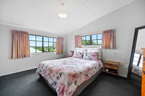 Photo of property in 5 Monique Place, Dinsdale, Hamilton, 3204