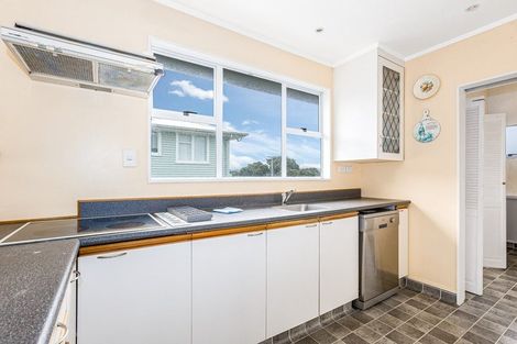 Photo of property in 56 Owhiti Street, Titahi Bay, Porirua, 5022