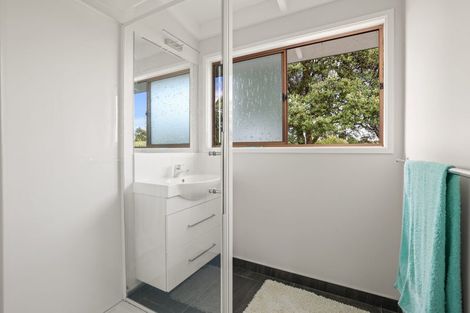 Photo of property in 3 Kauri Crescent, Snells Beach, 0920