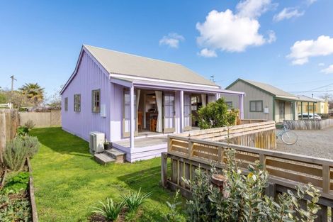 Photo of property in 68a Pembroke Street, Carterton, 5713