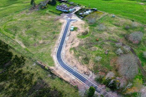 Photo of property in 21 Walnut Lane, Nukuhau, Taupo, 3330