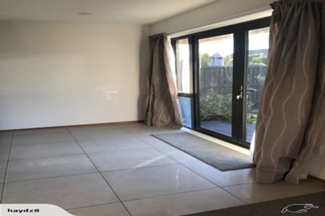 Photo of property in 1/5 Rhyl Place, Bryndwr, Christchurch, 8053