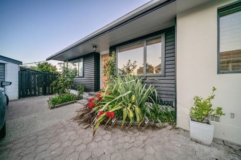 Photo of property in 2/16 Claymore Street, Woolston, Christchurch, 8062