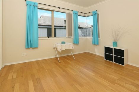 Photo of property in 81 Summerland Drive, Henderson, Auckland, 0612