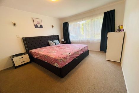Photo of property in 2/15 Hayward Road, Papatoetoe, Auckland, 2025